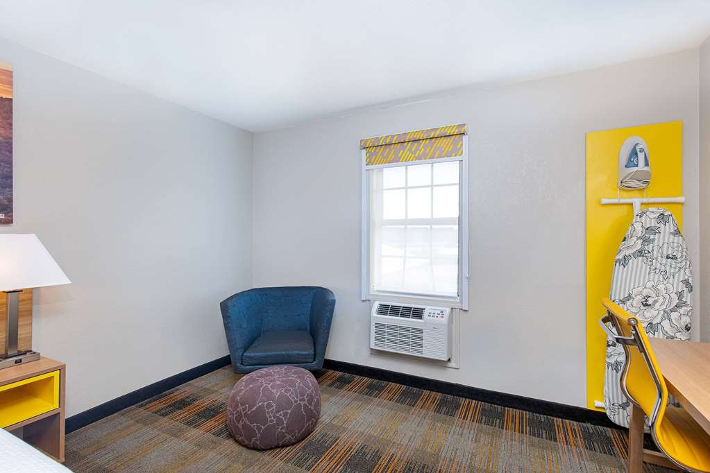 Days Inn by Wyndham Holladay - photo 22