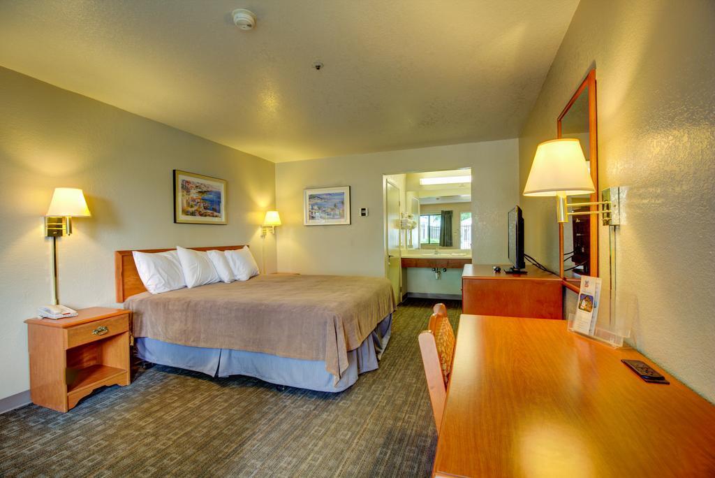 Good Nite Inn Salinas - photo 16
