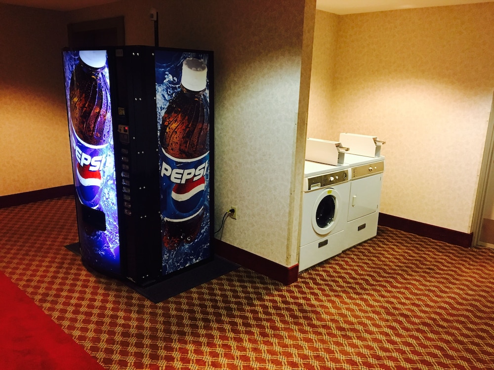 Microtel Inn & Suites by Wyndham Baldwinsville Syracuse - photo 27
