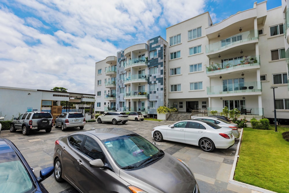 Accra Fine Suites Henrietta's Residences — 4-Star Luxury Hotel in Accra, Ghana