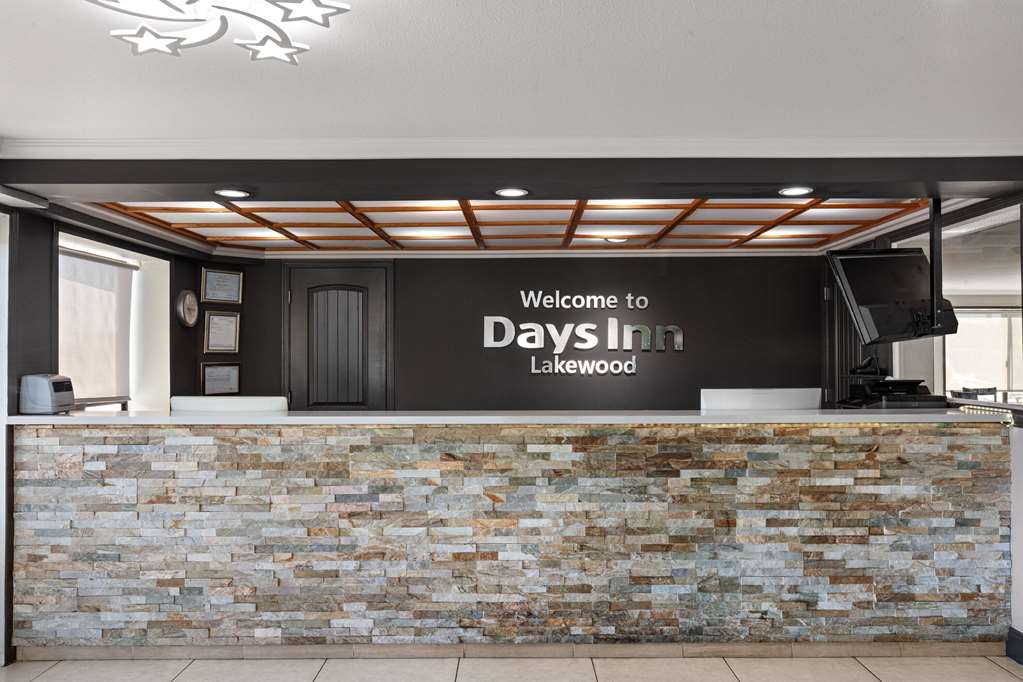 Days Inn by Wyndham Lakewood South Tacoma - photo 8
