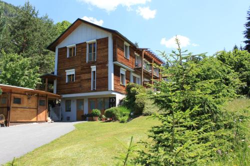 Apartments Dualhaus — 4-Star Luxury Hotel in Hermagor, Austria