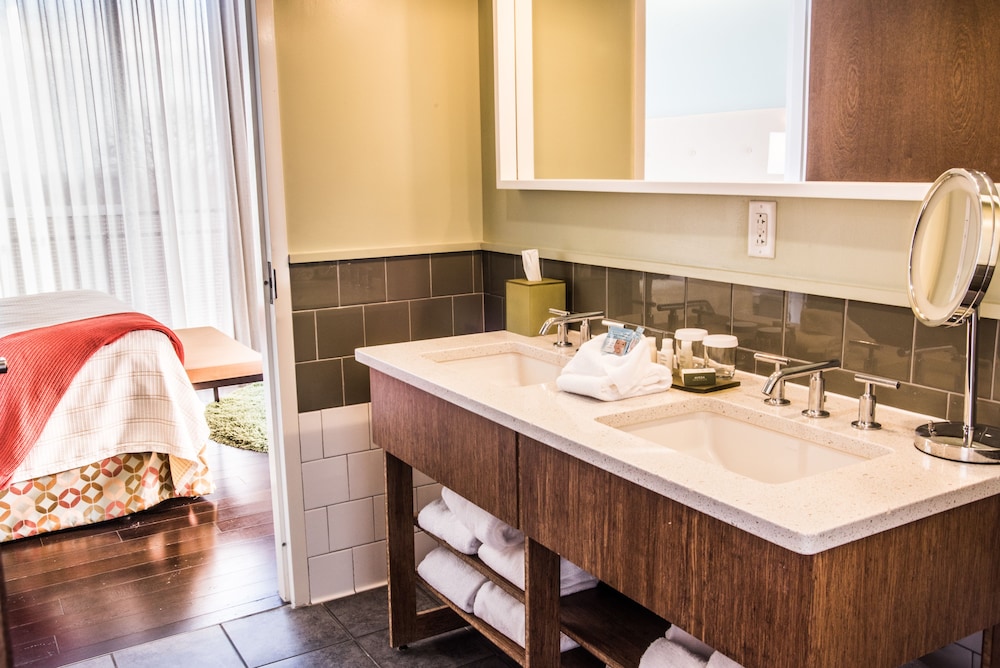 Hotel Indigo Athens University Area by IHG - photo 28