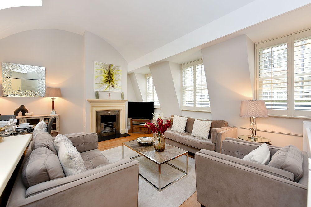 London Choice South Kensington Mews II — 4-Star Luxury Hotel in London, United Kingdom