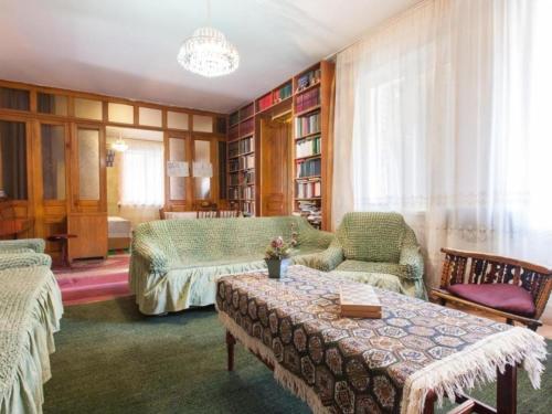 Veriko's Guest Hause