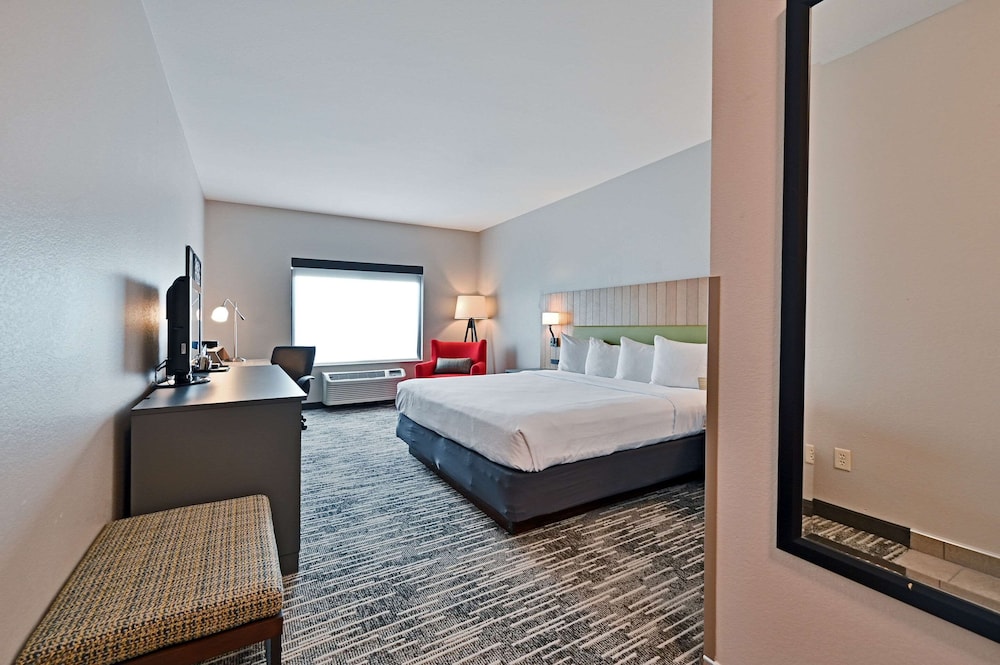 Country Inn & Suites by Radisson Bloomington Normal Airport IL - photo 6