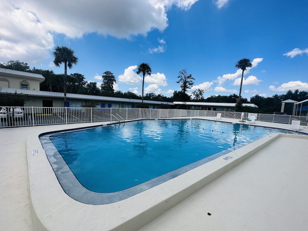 Rodeway Inn Silver Springs Ocala East - photo 29