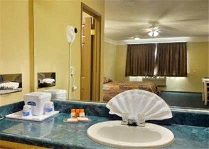 Super 8 By Wyndham El Centro - photo 24