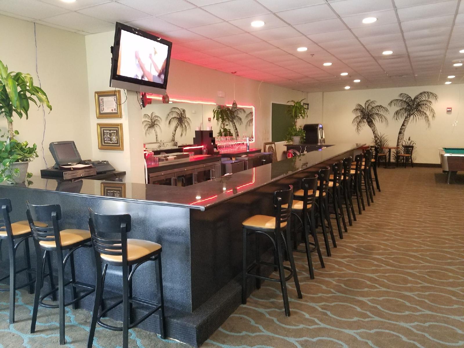 Days Inn and Suites by Wyndham Clermont - photo 18
