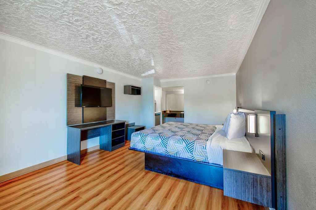 Motel 6 Fort Worth TX White Settlement - photo 5