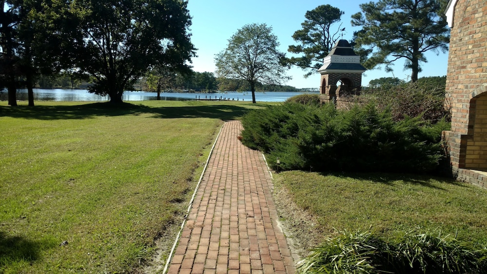 Kingsbay Mansion & Vacation Houses - photo 82