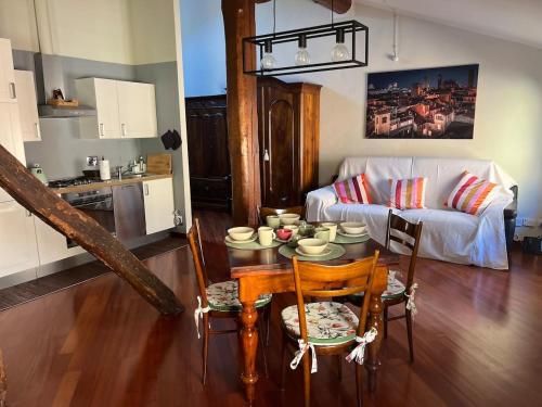 Suite SM51 Strada Maggiore 51 — 4-Star Luxury Hotel in Bologna, Italy