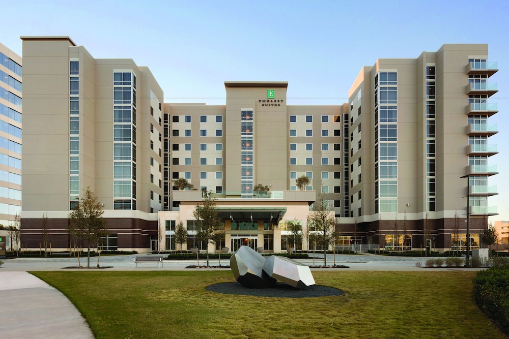 Embassy Suites by Hilton The Woodlands at Hughes Landing - photo 39