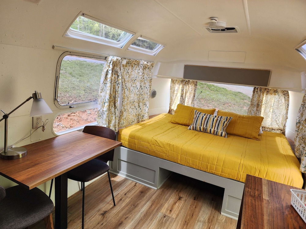 Emberglow Outdoor Resort - photo 18