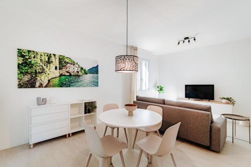 Lario Suite Apartments by Quokka 360 With parking Next to Como City — 4-Star Luxury Hotel in Como, Italy