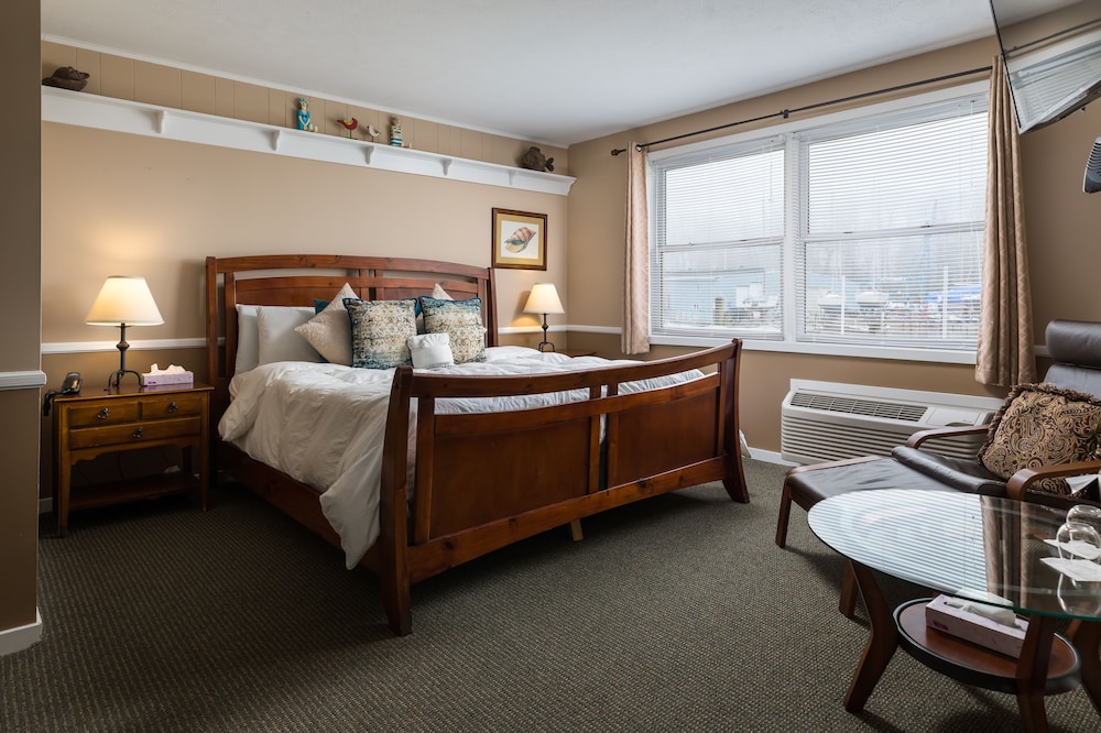 Old Harbor Inn - photo 122