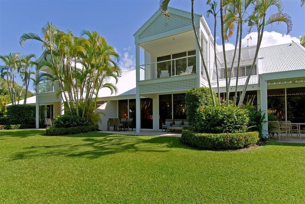 452 Mirage Luxury Villa — 4-Star Luxury Hotel in Port Douglas, Australia