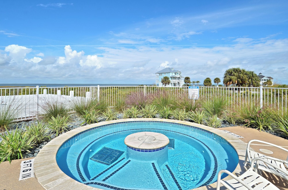 4515bfflampwnh Beachfront Flamingo - photo 16