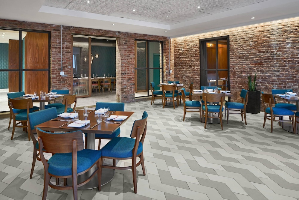 Courtyard by Marriott Washington Downtown Convention Center - photo 19