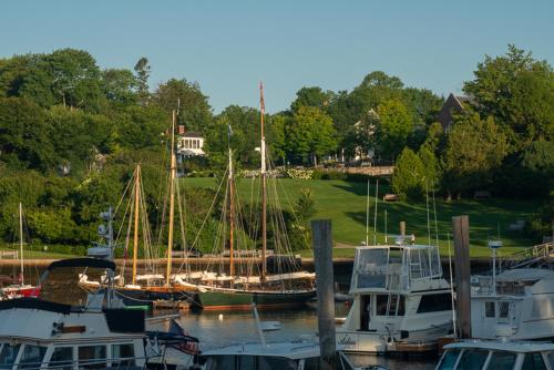 Camden Maine Stay Inn - photo 47