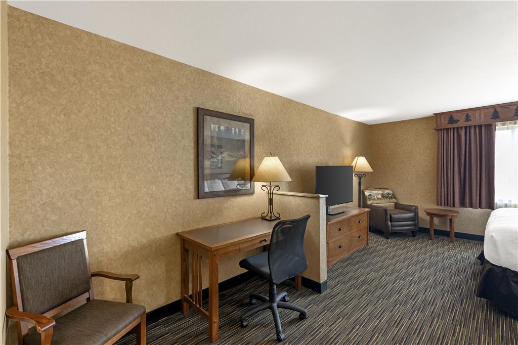 Best Western Plus Kelly Inn & Suites - photo 31