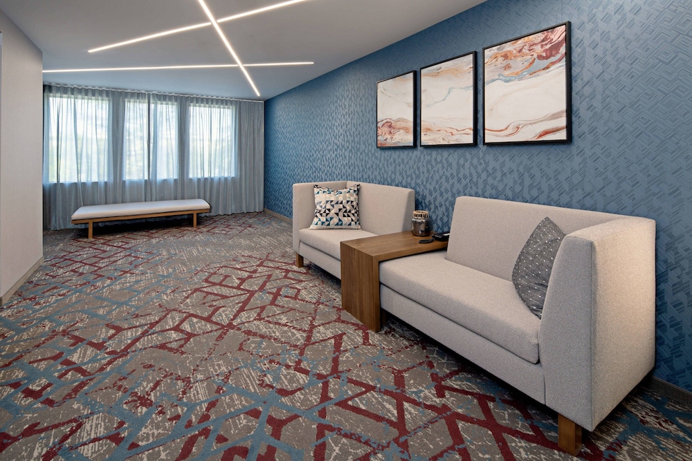 Residence Inn by Marriott Valencia - photo 36
