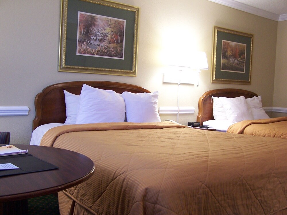 Kinderlou Inn - photo 9