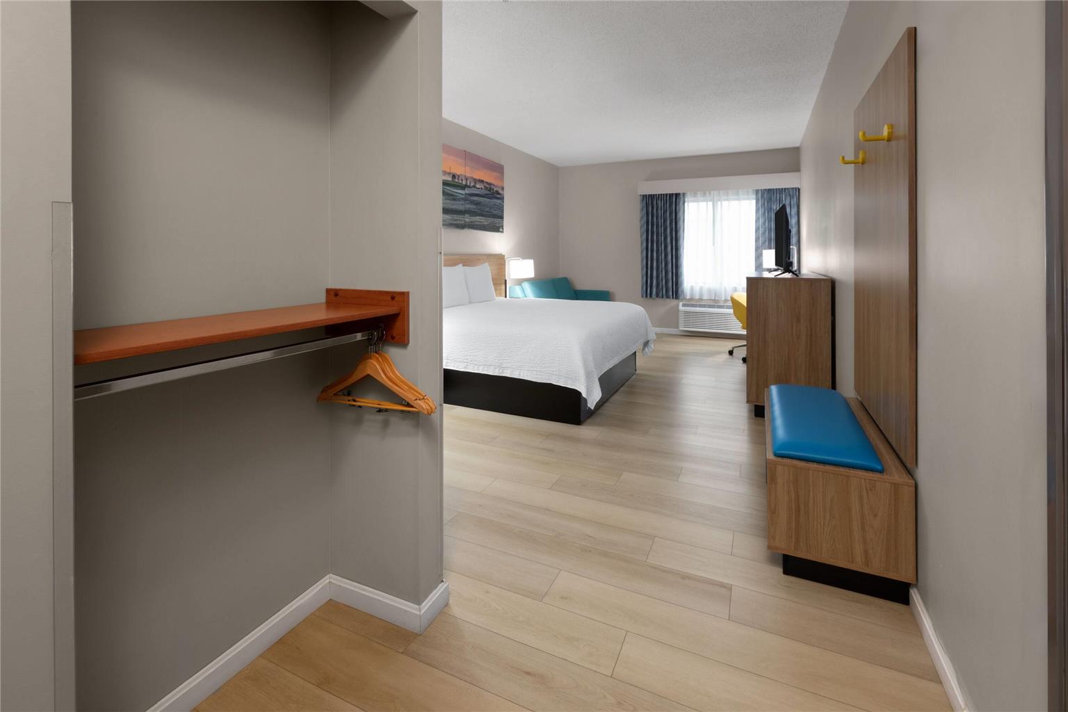 Days Inn & Suites by Wyndham Seaford - photo 20