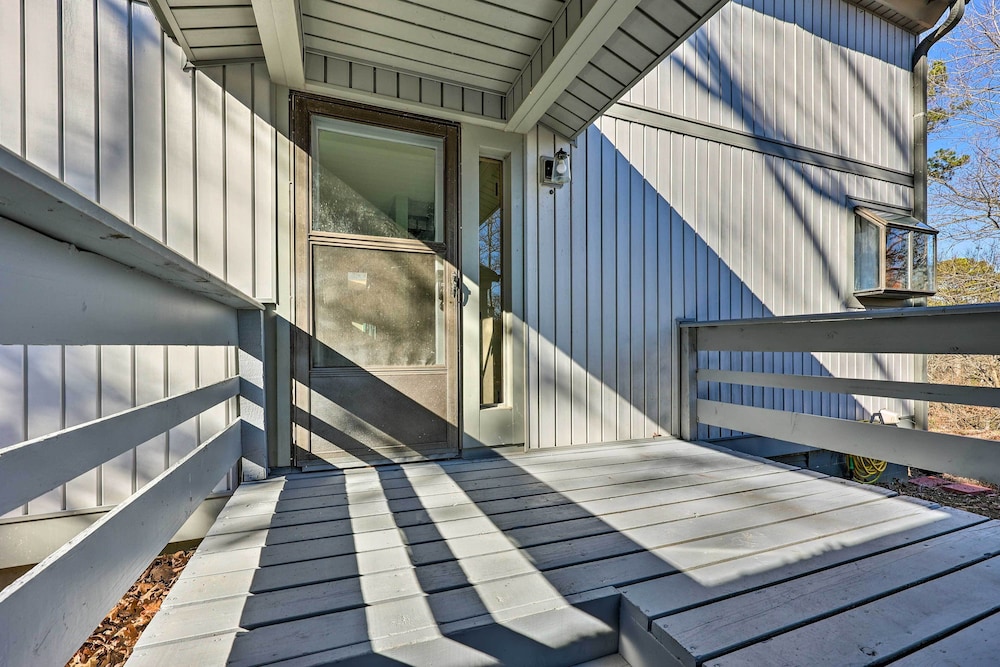 Hot Springs Home with Deck Near Ouachita River - photo 18