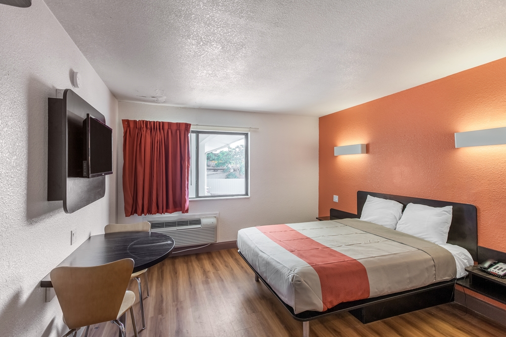 Motel6 Dallas TX South - photo 7