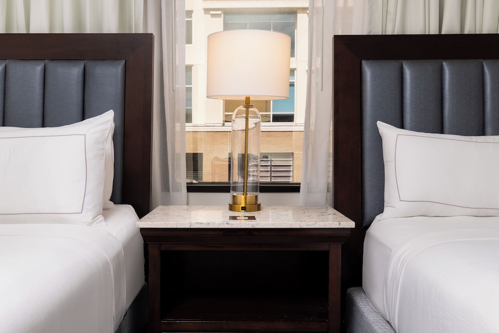 DoubleTree by Hilton Houston Medical Center Hotel & Suites - photo 14