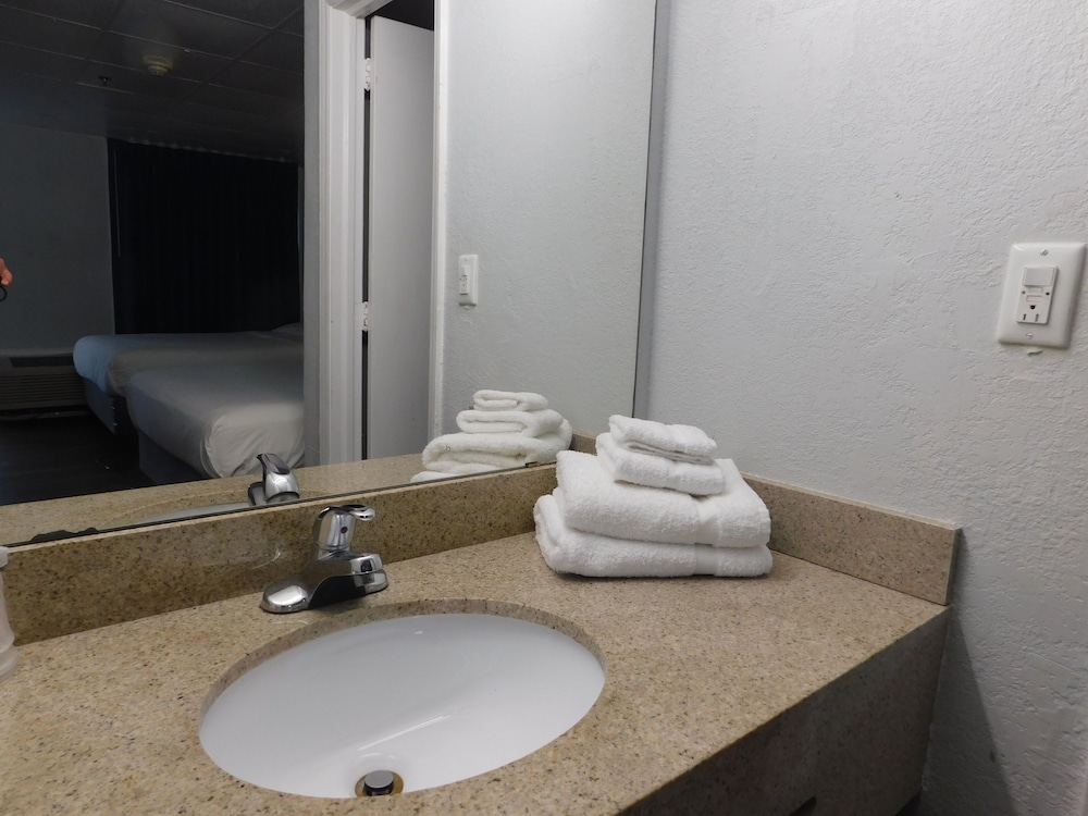 Park View Inn - photo 13