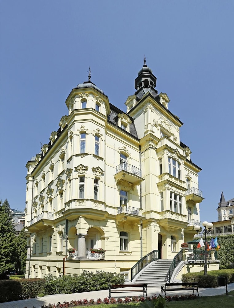 Hotel Mignon — 4-Star Luxury Hotel in Karlovy Vary, Czech Republic