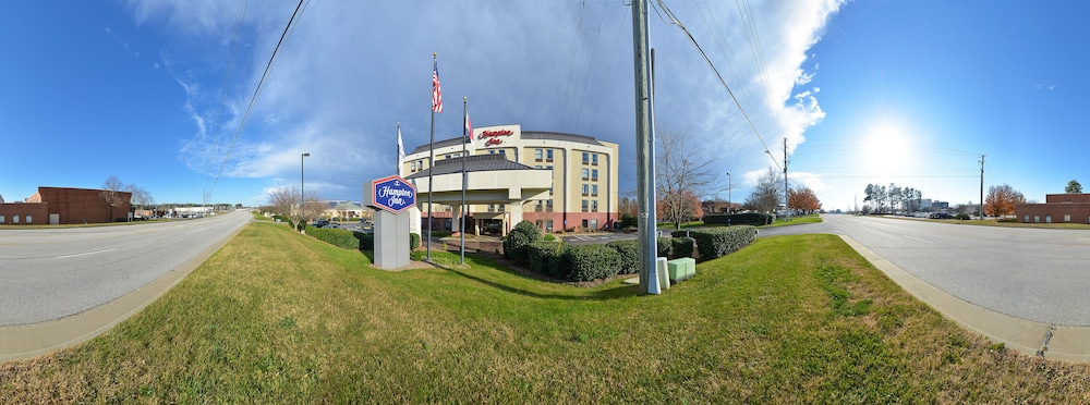 Hampton Inn Henderson - photo 35