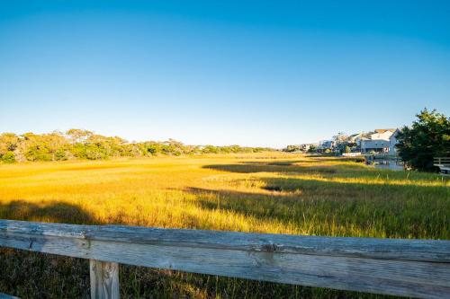 All About The Views by Oak Island Accommodations - photo 9