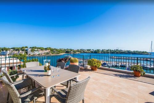 Es Port penthouse — 4-Star Luxury Hotel in Santanyi, Spain