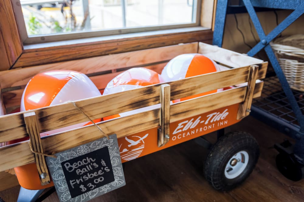 Ebb Tide Oceanfront Inn - photo 4