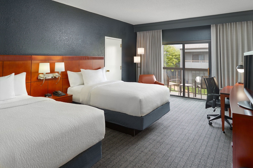 Courtyard by Marriott Nashville Brentwood - photo 11