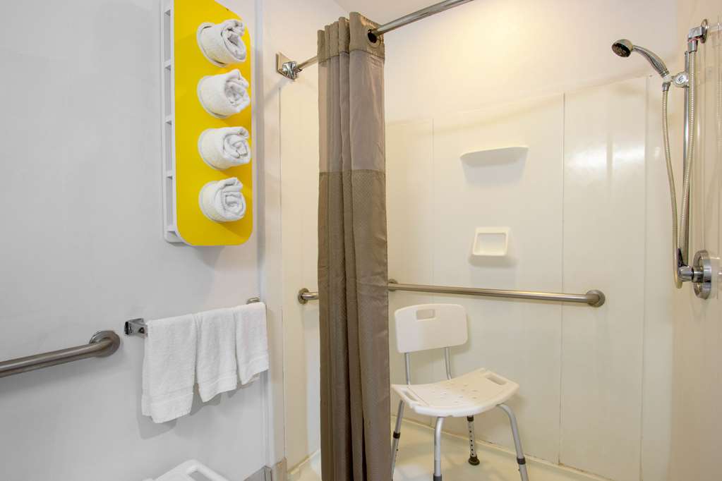 Motel 6 El Paso TX Southeast - photo 18