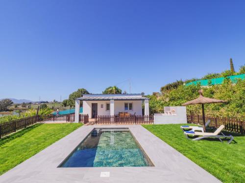 Cubo's Casita el Bancal — hotel in Cartama