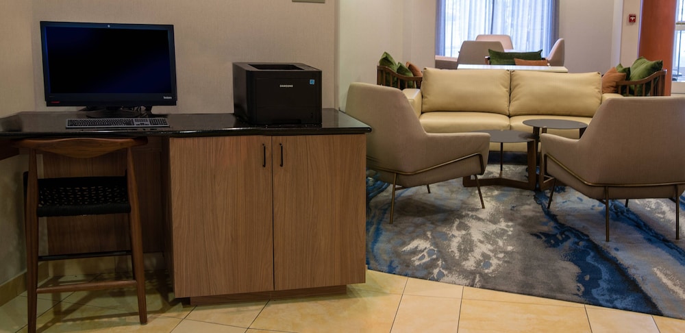 Fairfield Inn & Suites by Marriott Lewisburg - photo 12