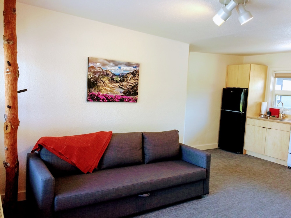 Heliotrope Hotel - photo 29