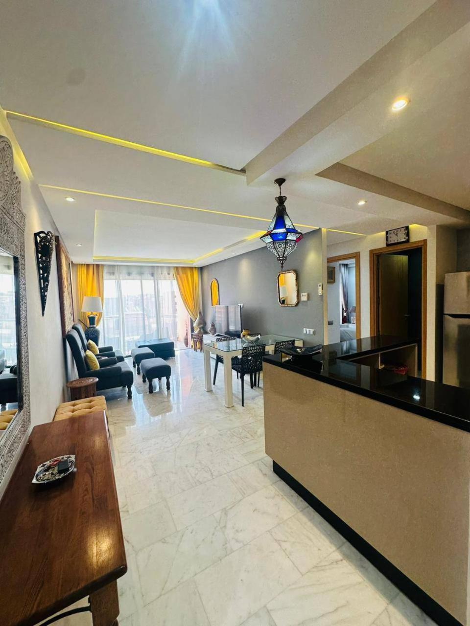 Spacieux 2 Chambres Guéliz Centre — 4-Star Luxury Hotel in Marrakesh, Morocco