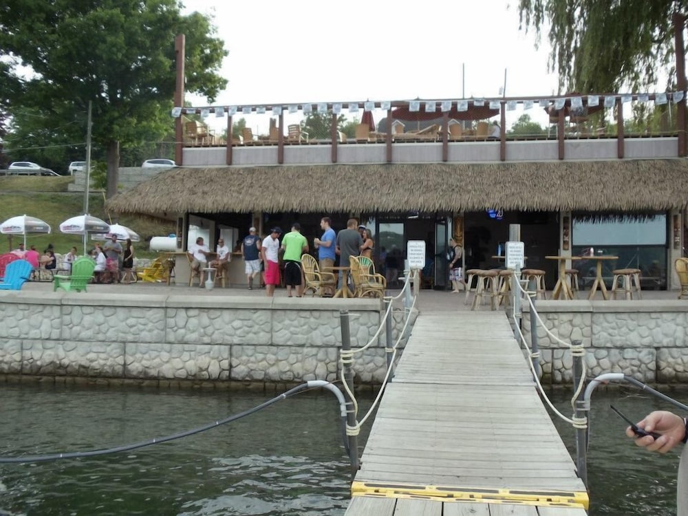 The Anchor Inn and Marina - photo 27