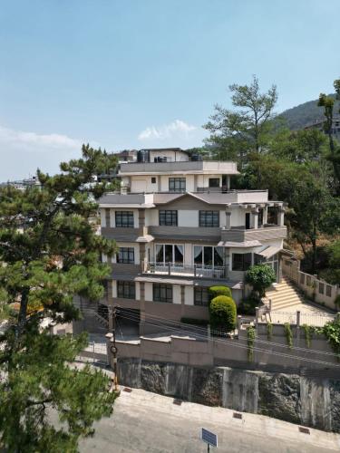 Lashisha in Shillong, India