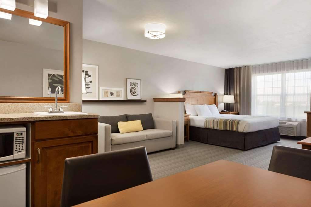 Country Inn & Suites by Radisson Appleton North WI - photo 10