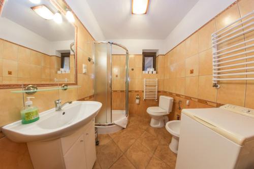 Domek Marców — Ustrzyki Dolne — photo 2