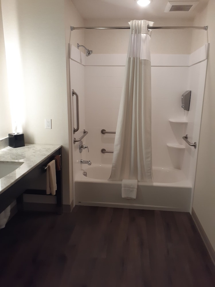 Simple Suites Boise Airport - photo 22