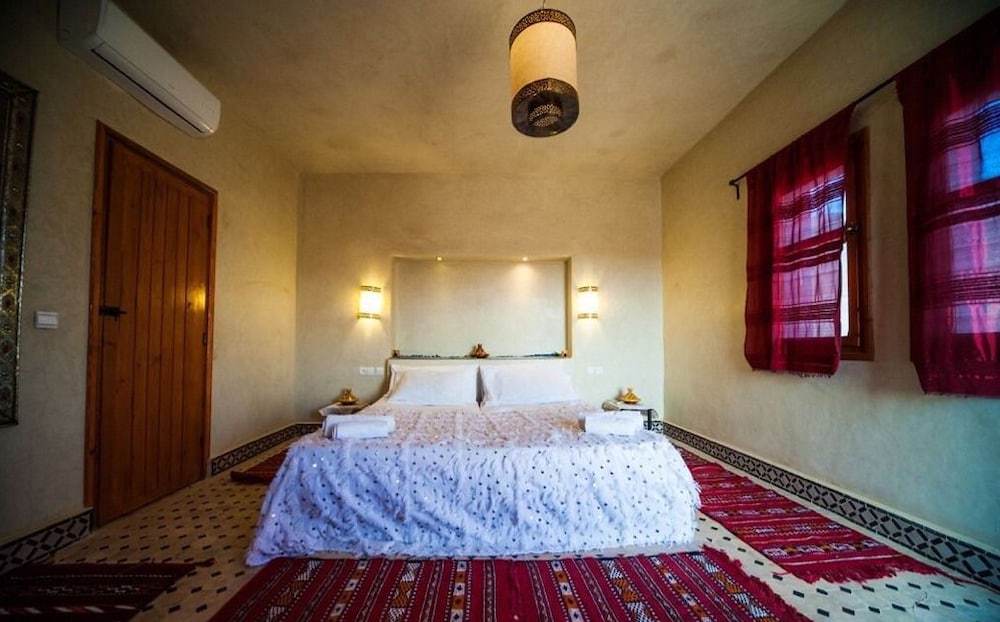 Hotel Kasbah Tissint in Ouarzazat, Morocco