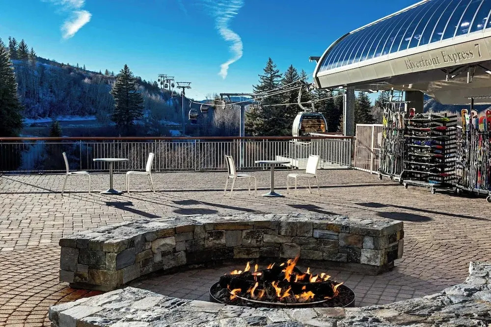 Beaver Creek Solace by AvantStay Studio w Resort Pool Hot Tub Premier Avon Location - photo 33